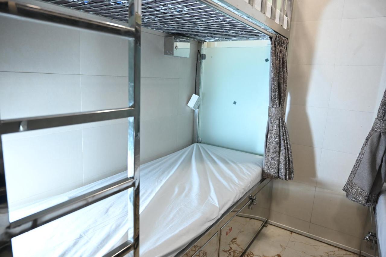 מומביי Sagar Dormitory Andheri - Nearest To Andheri Railway Station West מראה חיצוני תמונה